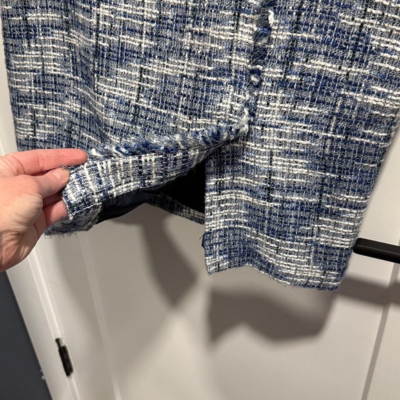 Calvin Klein Tweed Collarless Topper Open Front Jacket & Skirt Set Blue Size 12 - Picture 15 of 16